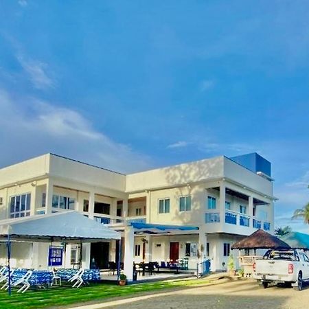Hip Nautic Beach Resort Powered By Cocotel Ліан Екстер'єр фото